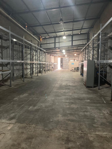 Galpon En Importante Zona Industrial