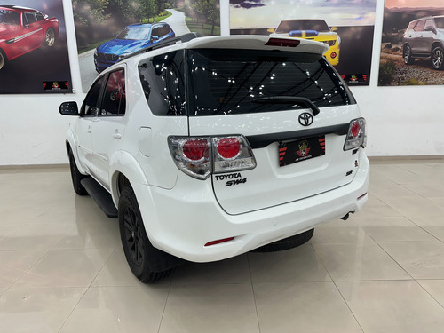Toyota Hilux SW4 2.7 Sr 5l 4x2 Flex 5p
