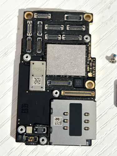 Lógica Iphone 11 Pro Max 64gb Con Icloud Ficha Médica Y Chip (Usado)