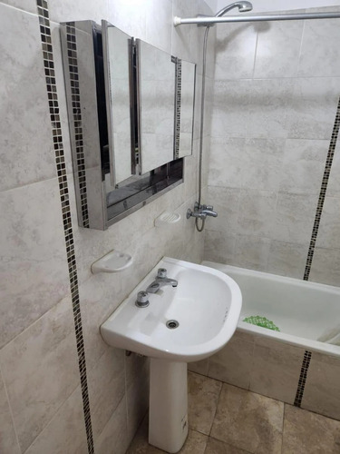 Alto Alberdi Sobre Duarte Quiros Departamento Dos Dormitorios A Metros Nuevo Centro Excelente