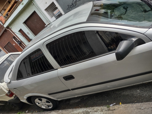 Imagem 1 de 8 de Chevrolet Astra 2.0
