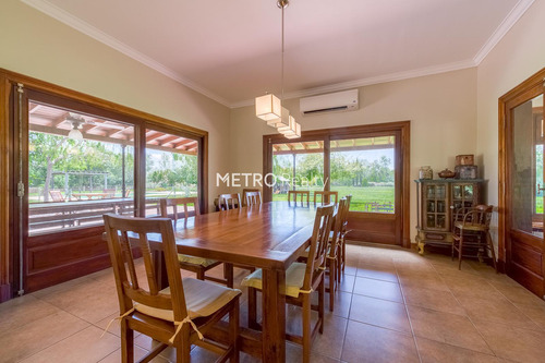 Casa En Venta 8 Ambientes En Barrio Privado Loma Escondida, Open Door