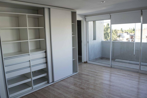 Imagen 12 de 27 de Departamento En Venta 4 Ambientes Olivos