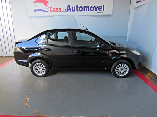 Ford Fiesta 1.6 ROCAM SEDAN 8V FLEX 4P MANUAL