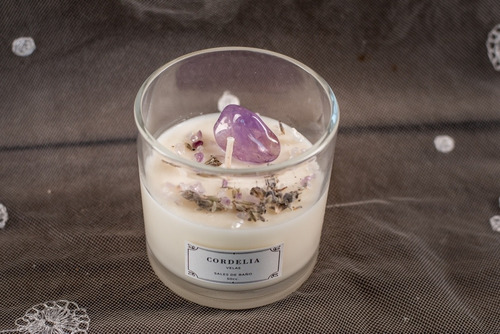 Imagen 2 de 4 de Velas De Soja Con Cuarzos Energéticos.