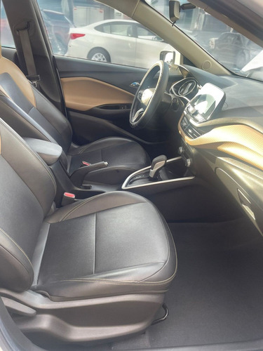 Chevrolet Onix 1.2 Premier At