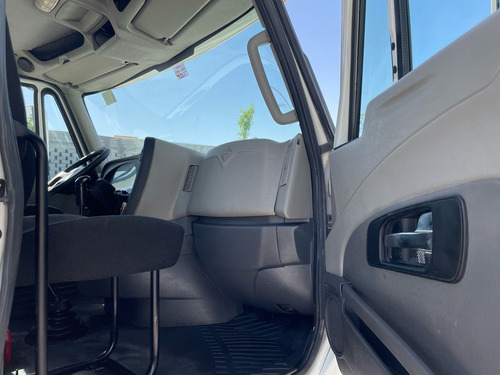 Prostar Day Cab X15 Cummins