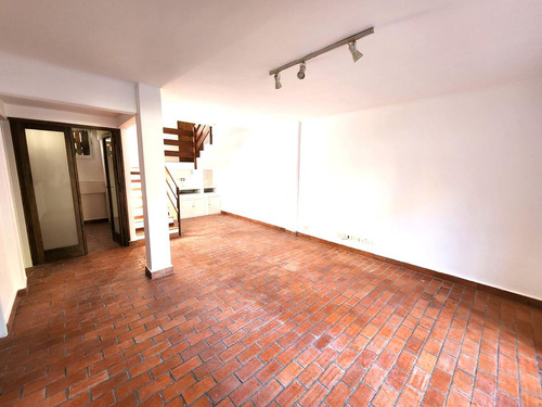 Venta Departamento En Jacinto Diaz 300 San Isidro 3 Dormitorios Apto Credito