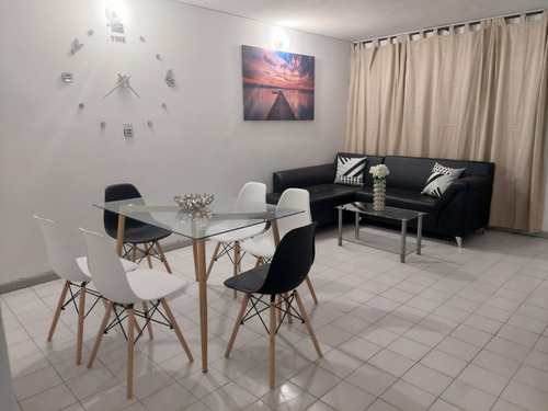 Imagen 5 de 22 de Casa En Primer Piso De 135 Mts2 Para Uso Comercial, Ubicada En Laureles La Castellana, Sector Estratégico A 20 Metros De La Avenida 33 Y A 100 Metros De La Avenida 80. (solo Para Uso Comercial)