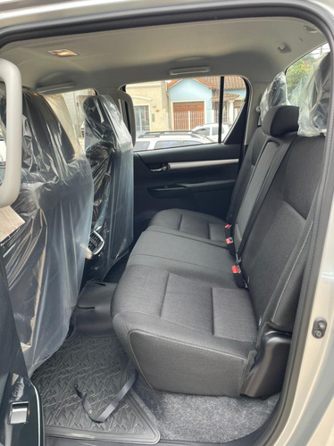 Toyota Hilux Srv 4x2 Aut 204hp 2021