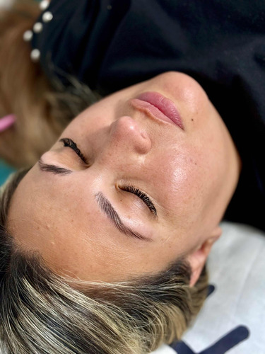 Servicios De Estética Y Cuidado Personal
