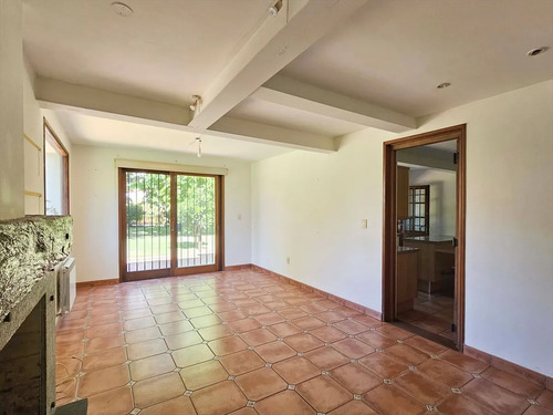 Ideal Empresa! Residencia De Lujo/1203m2/a Pasos De Arocena/barbacoa/calefaccion/carrasco Sur