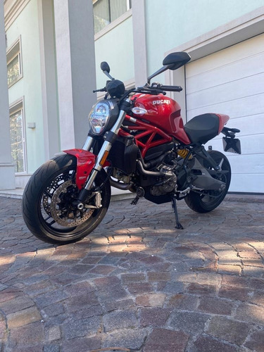 Ducati Monster 821