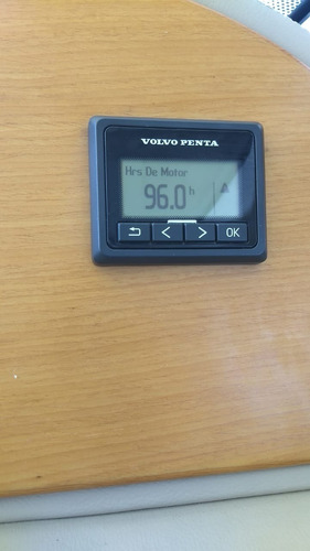 Lancha Phantom 385 2 X Volvo D4 300hp 2011 Super Conservada
