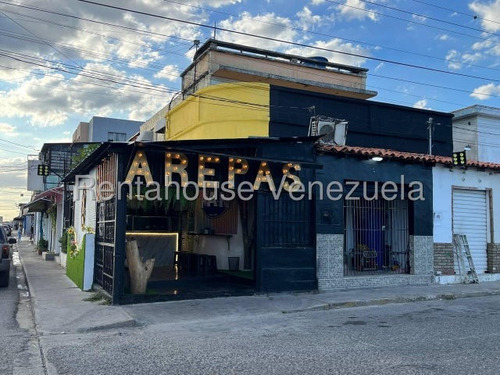 Fredxia Castillo Vende Fondo De Comercio Opertivo Relaciondo Con La Venta De Alimentos Y Bebidas, Listo Para Trabajar En El Este De Barqusimeto # 25-12638