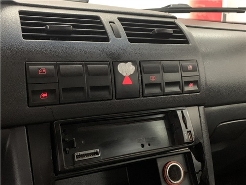 Imagem 8 de 14 de Volkswagen Gol 1.6 Mi Power 8v Gasolina 4p Manual G.iii