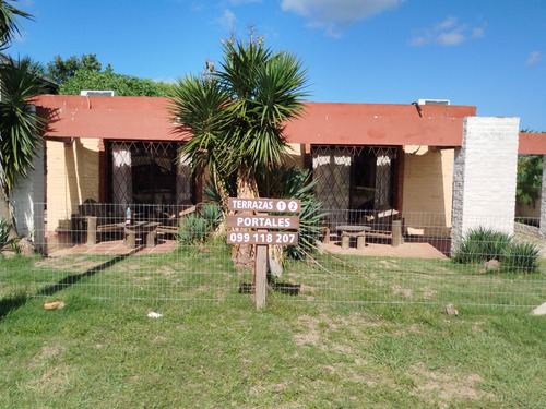 Playa 1 Cuadra Fin De Semana $4900 Enero 135 Dolares A Dos Del Superdevoto Rambla 2 Baños