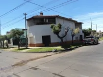 Comprar El Palomar En Venta: Casa En Planta Baja Con Dos Dormitorios, Cocina Comedor, Baño Principal, Garage, En Planta Alta Habitación, Patio Terraza, Quincho,  F: 6378