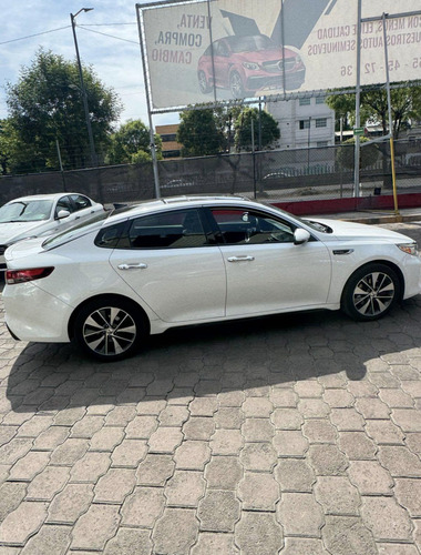 Kia Optima 2.0 L Turbo Gdi Sx At