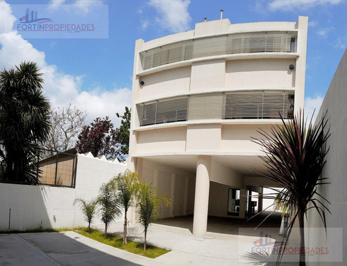 Imagen 2 de 17 de Casa - Tolosa