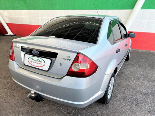 Ford Fista Seden 1.6 Flex Completo Lindo Carro!
