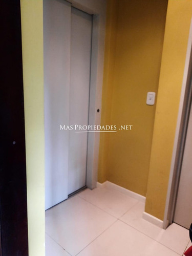 Imagen 2 de 18 de Piso En Venta 2 Dormitorios En Quilmes