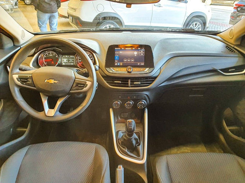 Imagem 5 de 9 de Chevrolet Onix 1.0 Flex Lt Manual