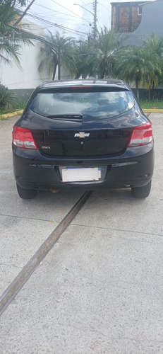 Chevrolet Onix 1.0 Joy 5p