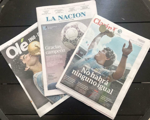 Diarios La Nacion - Clarin - Ole - Tapa Maradona 26-11-2020