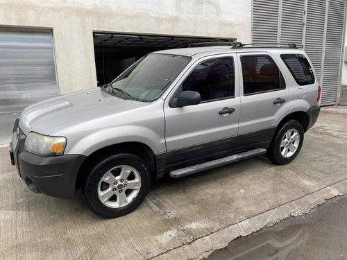 Imagen 2 de 15 de Ford Escape 2006 2.0 Xls Tela L4 At