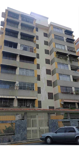 Espacioso Apartamento En El Paraíso, Seguridad Y Comodidad En La Calle Valparaíso