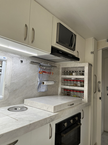Motorhome Dos Sonhos Em Mármore (aceito Trocas)