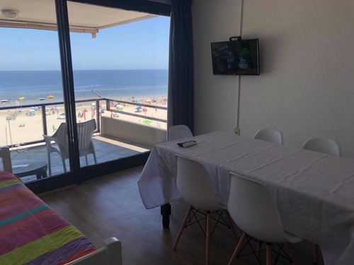 Imagen 5 de 14 de Alq X Día Wifi Aireacond Directv Netflix Vista Al Mar Garaje