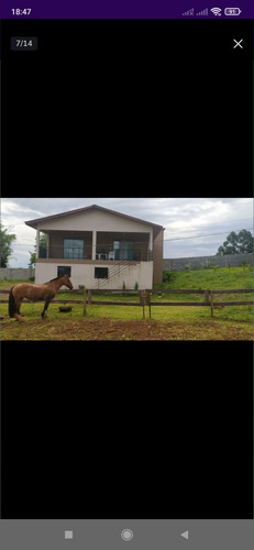 Sítio Com Casa Nova, Com Dois Pavimentos, Aproximadamen300m2