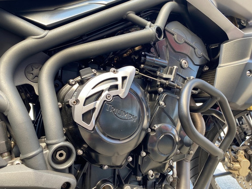 Imagem 9 de 15 de Triumph Tiger 800 Abs 2014