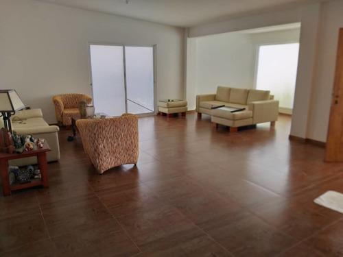 Imagen 2 de 14 de Casa + Anexo Club De Campo San Antonio