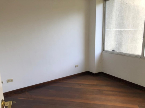 Imagen 9 de 16 de Ph Duplex En Venta Reformado En La Urb Miranda