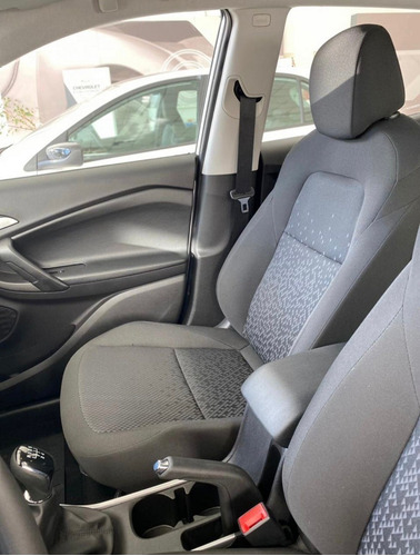 Imagen 11 de 25 de Nueva Suv Chevrolet Tracker 1.2 Nafta Turbo Manual 2023 Ad