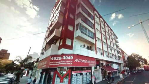 Departamento En Venta En  Moron Centro