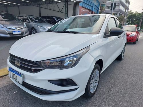 Fiat Cronos 1.0 Flex 4p