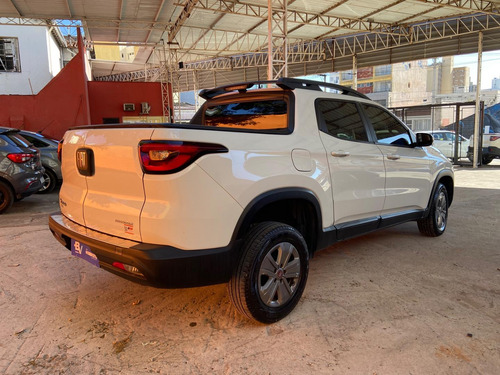 Fiat Toro 1.8 16v Evo Flex Freedom At6
