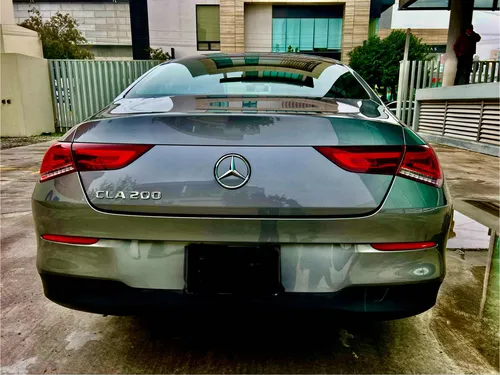 Mercedes-Benz Clase CLA 1.6 200 Cgi Sport At