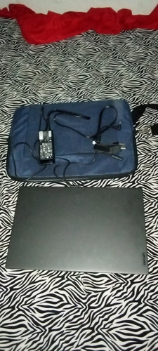 Laptop Lenovo V 15
