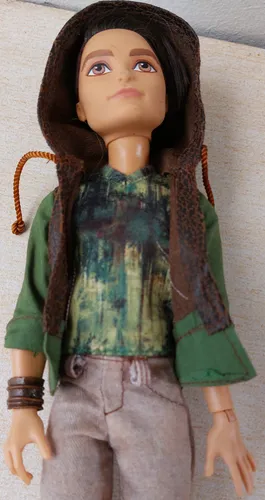 Muñeca Ever After High Hunter Huntsman (Usado)