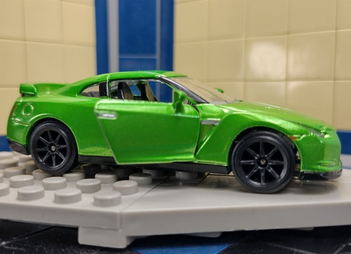 Priviet Import Nissan Gtr Verde Majorette Hw 1