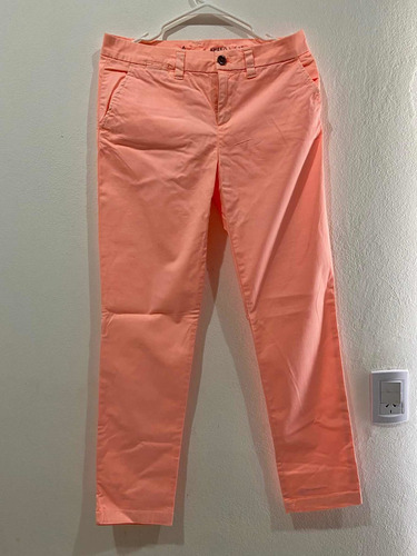 Pantalón Mujer Khakis Talle M Tiro Medio Gap