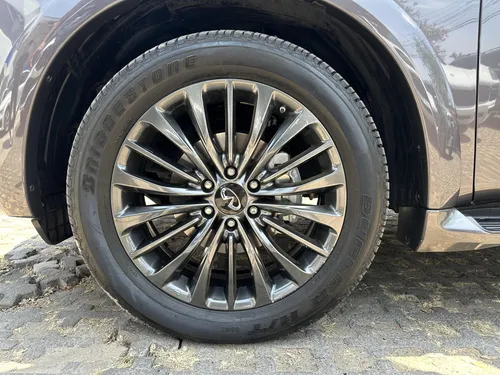 Infiniti QX80 5.6l Perfection 7 Pasajeros At