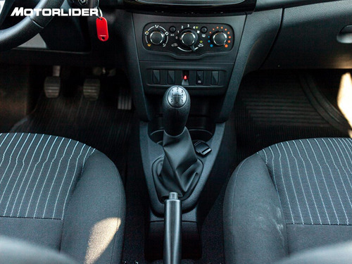 Renault Nuevo Logan Life 1.0 Ex. Full | Permuta / Financia