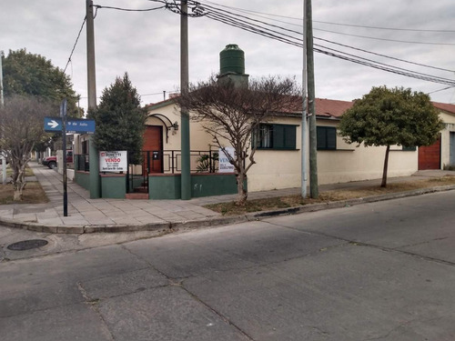 Imagen 2 de 21 de Casa En Venta En B° Las Palmas - 9 De Julio Al 4200