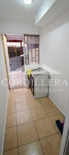 Acogedora Propiedad Ubicada En Tepas Uno Poniente